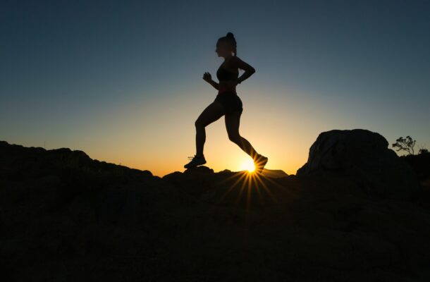 running race sunset mountains scaled 1